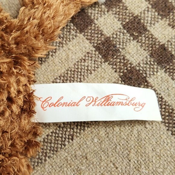 Colonial Williamsburg Baby Goat Stuffed Animal - Picture 3 of 5